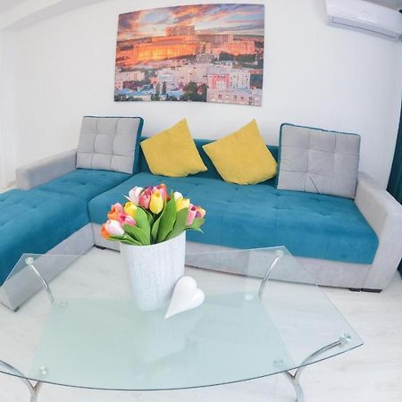 Spacious And Modern Apartment Close To Old City Бухарест Экстерьер фото